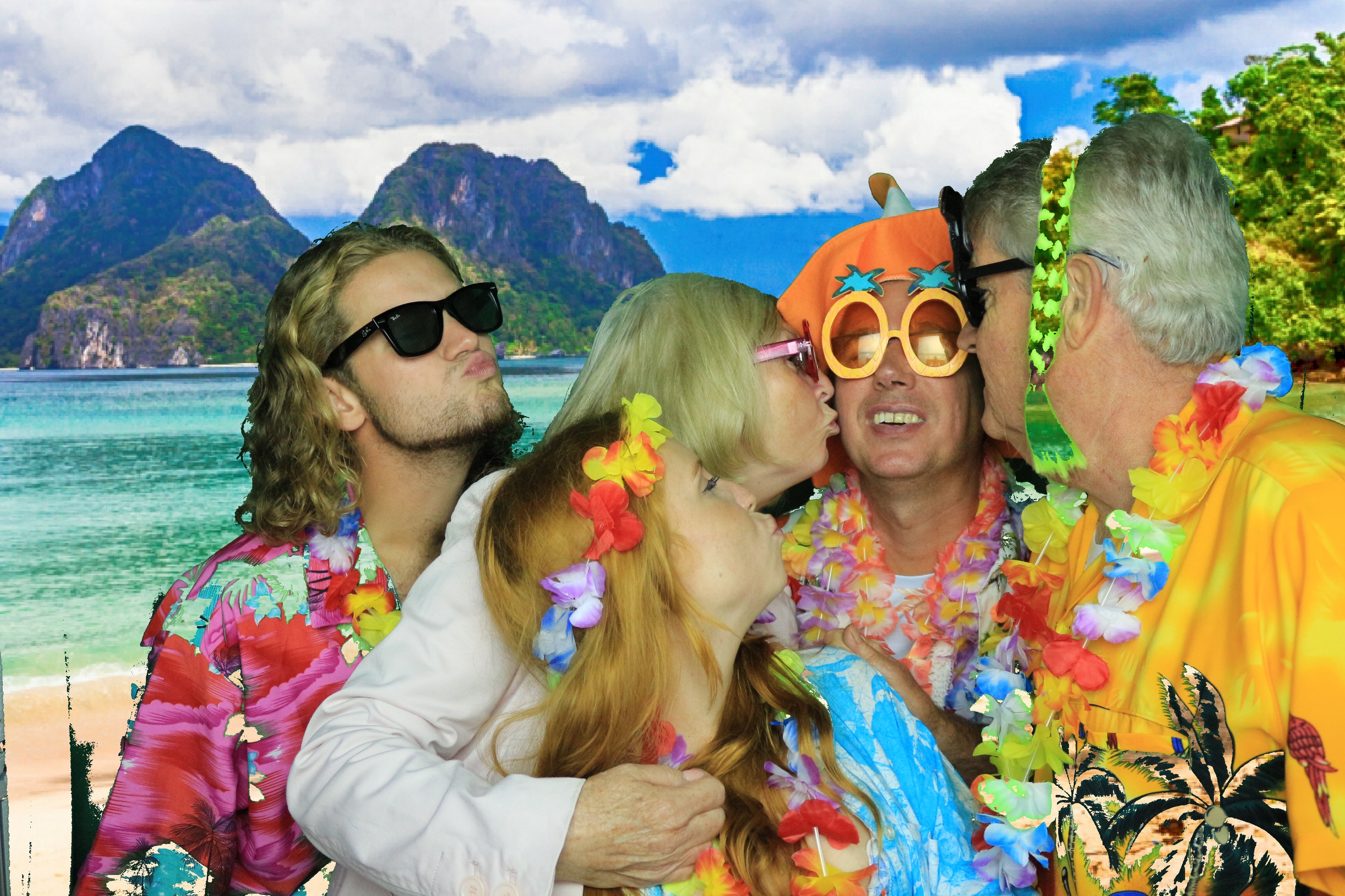 Spas 50th Birthday - Images | View more photos from the event at gallery.partydelightsphotobooth.co.uk/u/PartyDelightsPhotoBooth/Spas-50th-Birthday-Images